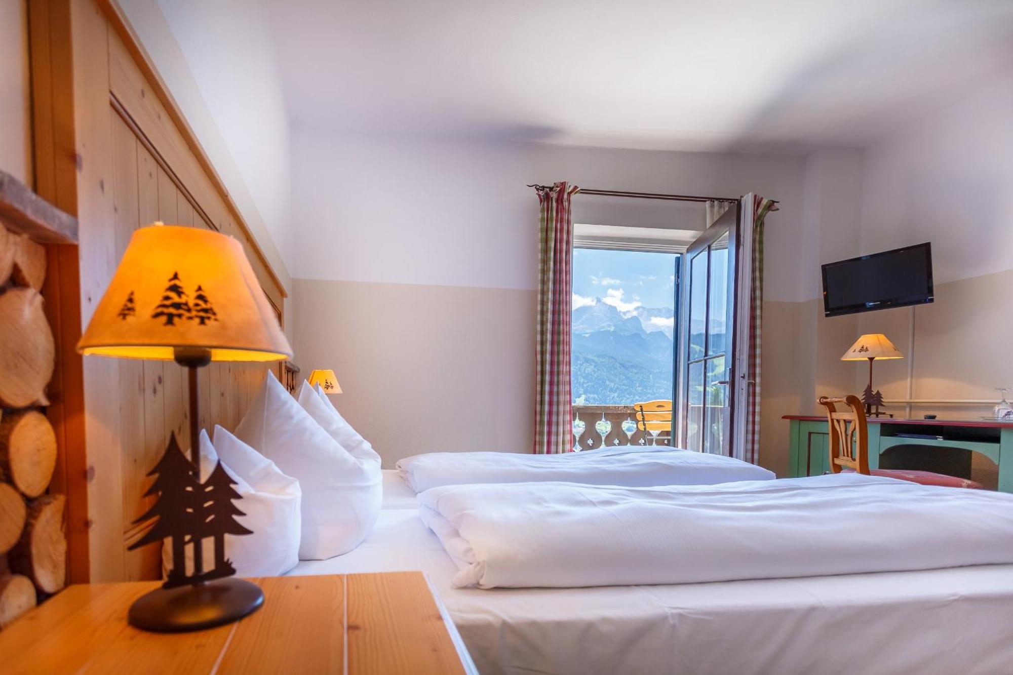 Landkomforthotel Panorama & Restaurant Bella Vista Garmisch-Partenkirchen Exterior photo